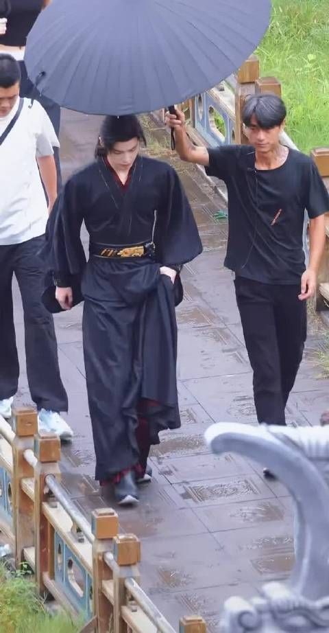 何与《千夜奇谭》今日拍摄路透来了，来看看新造型如何，你期待这部剧吗？