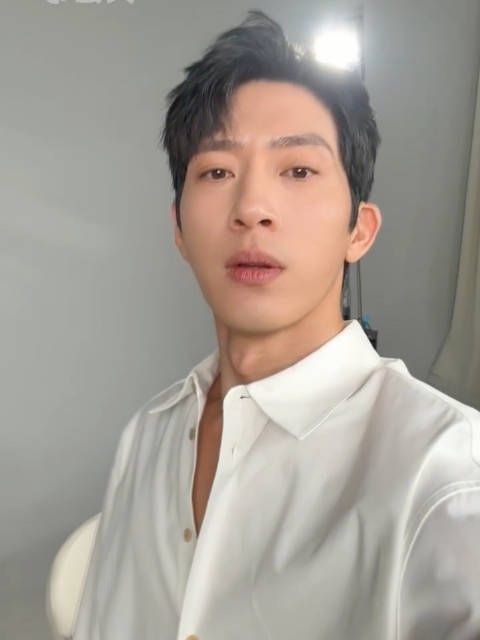 一条很不ooc的视频