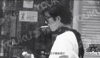 想到这个了，隔一段时间就要跟着井柏然火一次的狗仔偷拍的井柏然