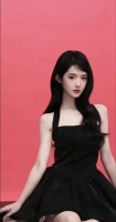 至春禾暗夜玫瑰造型亮相