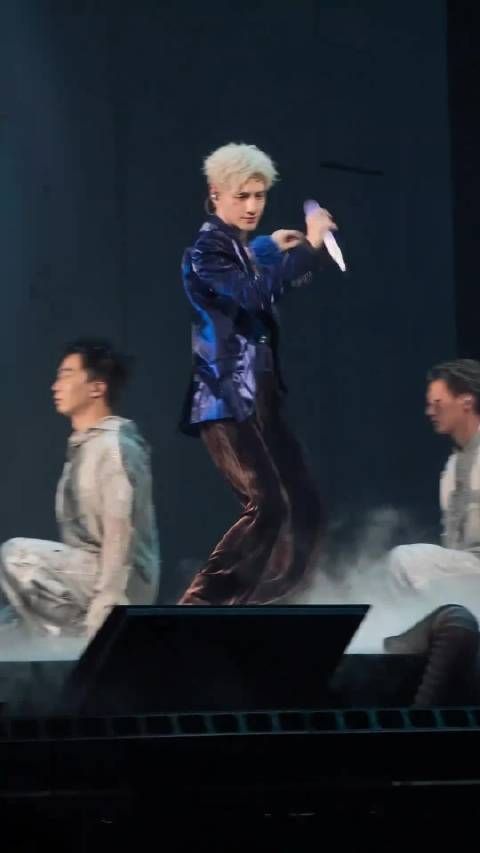 罗云熙的歌声中带着温暖和希望的力量，好治愈啊