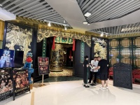 古驰和龙餐馆都来取景，九旬印度老人专程打卡……沪上餐厅“圈粉”外籍食客