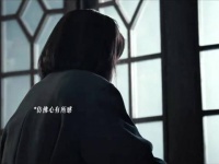 江疏影无泪演绎悲伤，眼神传递千钧重量