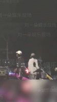 昨天说要曝光的恋爱中的火箭少女成员是张紫宁，疑似已与男友同居