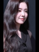 裴珠泫 今日YSL Beauty活动look