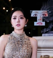 赵今麦张凌赫官室完整拼图糖，麦麦大眼睛盯穿