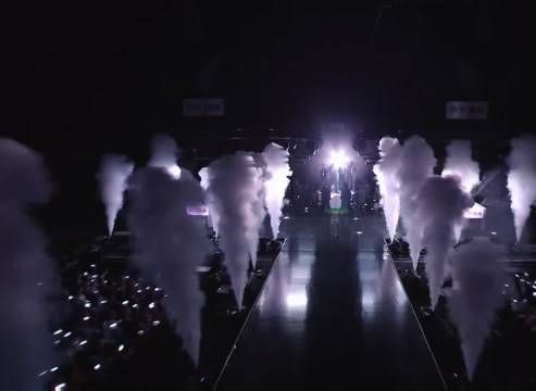 唐九洲失误似设计，闯祸实习生贴合舞台风格