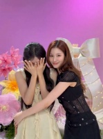 260904 RESCENE 发布.  사나 언니 날 바라바라봐