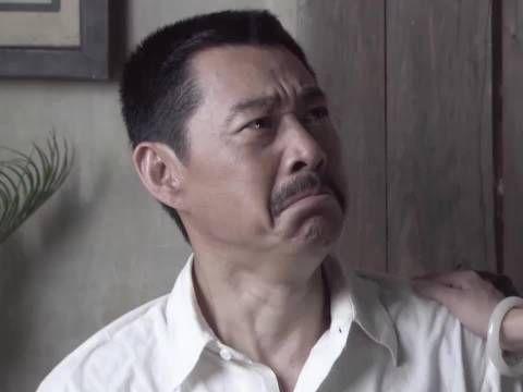 男儿有泪不轻弹，只是未是伤心处 #雾都