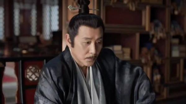 赖明诚杀疯了将参奏矛头对准了庆帝被百官朝臣群去而攻之，赖明诚结局已定！