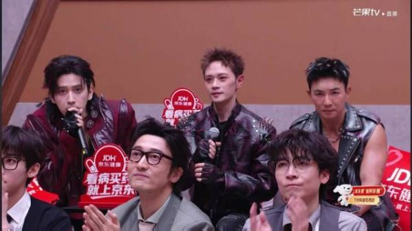 陈若轩因耳返故障及连环施压遭淘汰待定