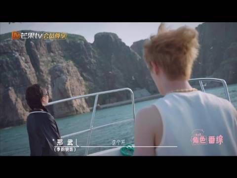 xt小碎步撒娇向xl，xl扶上互动细节被粉丝发现