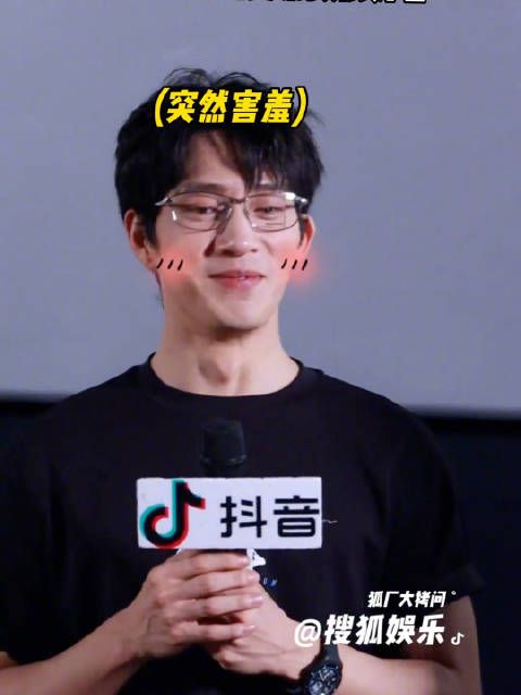 回顾井柏然撒糖夸刘雯素颜太好看