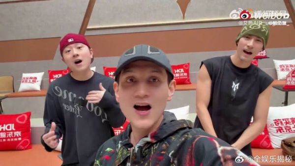 无伴奏纯人声表演，艾热17秒阿卡贝拉，尽显硬核声乐实力