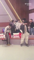 全员被洗脑成功，舞姿魔性到无法自拔