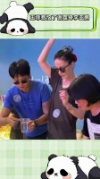 王菲惹恼了谢霆锋和李亚鹏，和男闺蜜Ryan举止轻浮贴耳蹭人