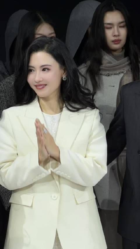 张柏芝看秀，现实版言情小说女主名场面