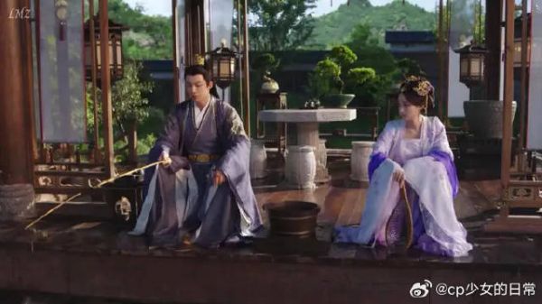 “珩扫内鱼的甜蜜瞬间”