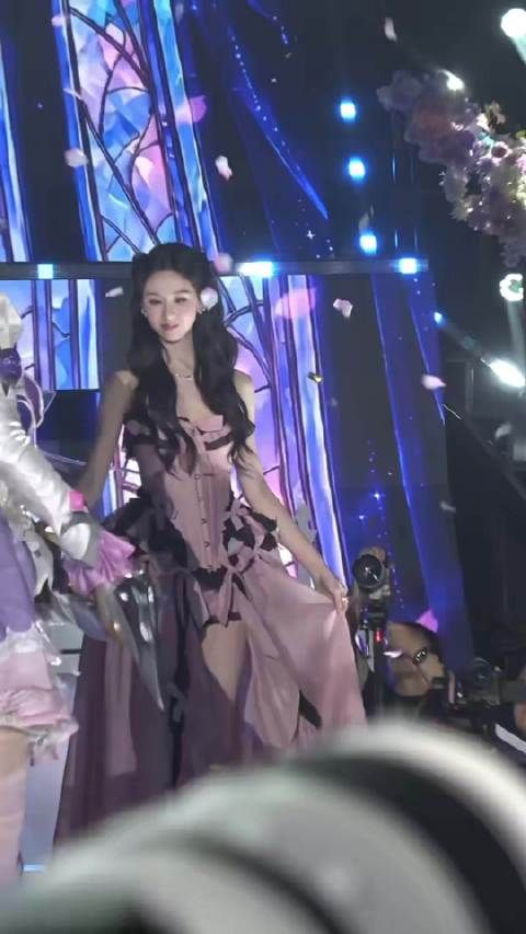 一直都好美的嘟嘟，期待演员陈都灵的待播作品