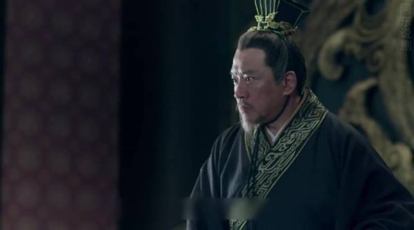 靖王遭夏江死咬皇后搜宫，母子被逼悬崖边缘
