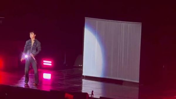 李赫宰出现！ Cr:坠天姬不在服务区