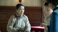 伪装者：桂姨太能作妖了，阿诚忍无可忍，当街干掉她 靳东 胡歌
