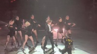 李宇春北京演唱会，怎一个帅字了得！