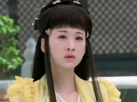 穆婷婷三年拍戏全压播，终究败给圈内环境