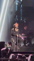 侯明昊湖州泰嗨巅峰音乐节点燃全场，晚风歌声交织