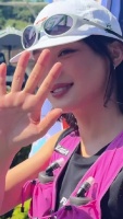 她跑完5公里气都不带喘的？这体能我直接跪了，姐带我一个！