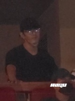 黑暗里一个柔柔和和的战