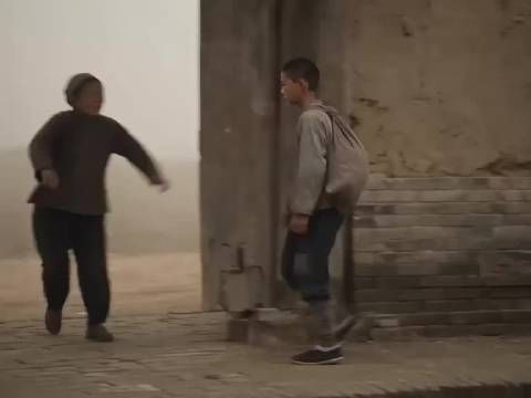 曾经的少年用满腔热血，换来如今家国无恙
