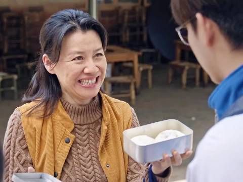 谁家的孩子谁心疼，青莲打算搬家到省城！ 真的是很不一样的母爱了