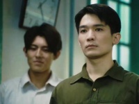 马憩不想孤身一人，心里却心事重重，只能选择保持距离， 交锋丨王凯 欧豪