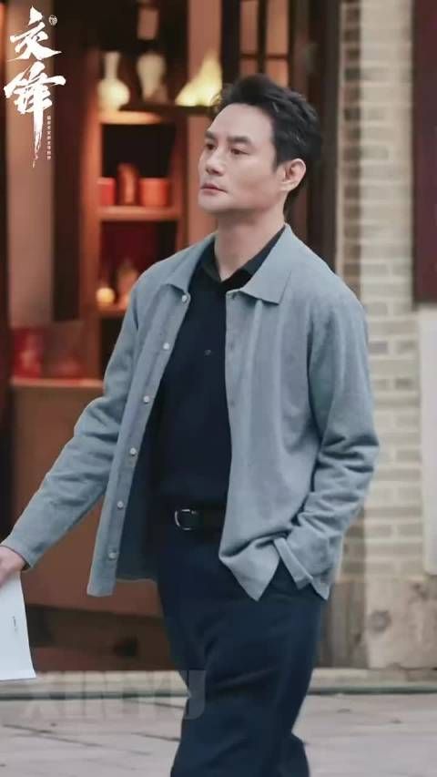 《交锋》剧情环环相扣，人物没有模板化人设
