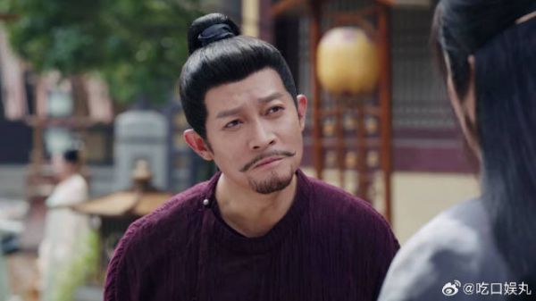 苏无名和秦画师互相博弈，双方各处低谷，便互相内涵