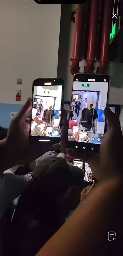 任嘉伦直播下班又找回了亲切感，明天继续围读