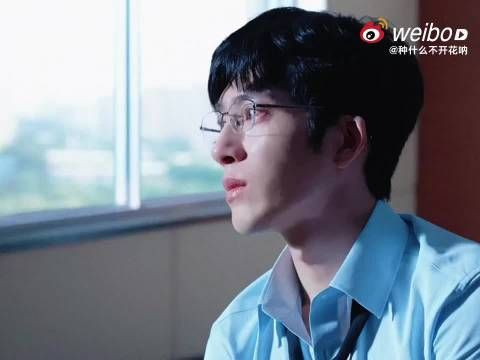井柏然哭戏绝了,眼眶一红我就跟着破防,这脆弱感太戳人了