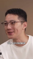 退圈两年的赖冠霖 ，是唐国强博客的首期嘉宾，真的有点梦幻联动的感觉了