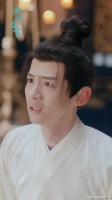 尹峥@白敬亭 他曾经也是意气风发的少年郎啊，谁心疼了