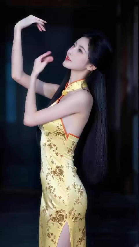 高颜值美女氛围感画面（41）
