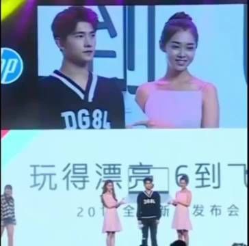我将一帧一帧的播放看仔细