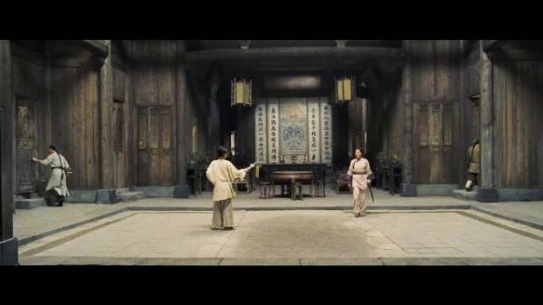 《卧虎藏龙》夜色追逐战飞檐走壁，顶级武打设计再现