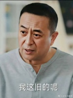 刘向上换新手机，果宁果宝各得新手机
