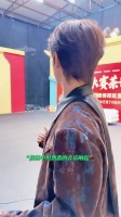 曾辉王耀庆面对面扭腰开启霸总battle