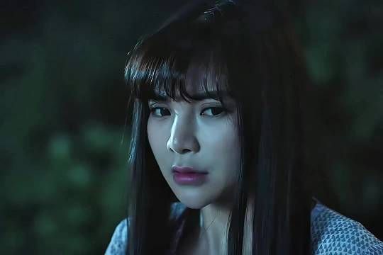 女老师被大火烧死，阴魂不散祸害人