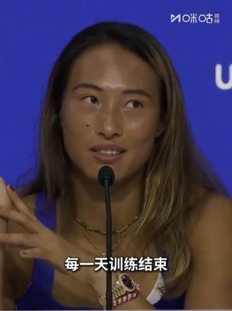 郑钦文美网1:2不敌莱巴金娜，已创造多个奇迹