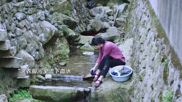男子为私欲创办女子学校，纳姿色学员入后宫，杀害不听话者