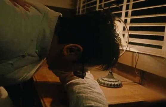 每个人都有自己的秘密，澡堂老板不仅仅洗澡，瞎子卖艺也不一定真瞎