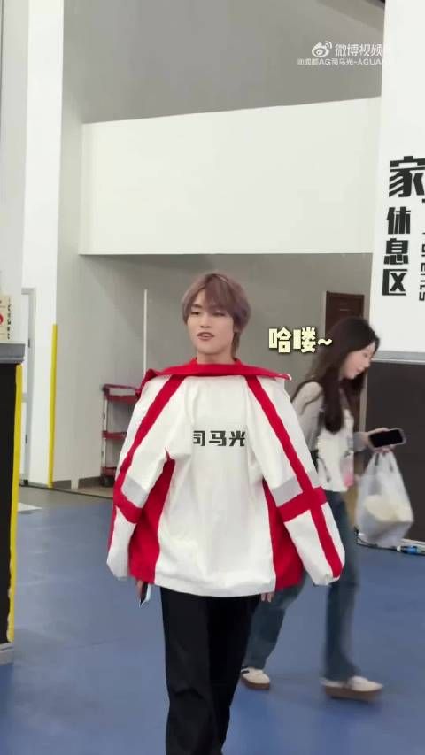 家人亲自做饭来应援的光～ 好想尝尝这个面的味道